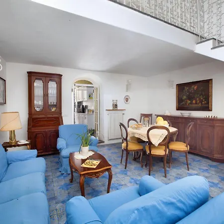 Apartment In Positano With Stunning Terrace Views Positano