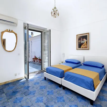 Holiday home Apartment In Positano With Stunning Terrace Views
