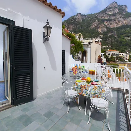 Apartment In Positano With Stunning Terrace Views Holiday home *