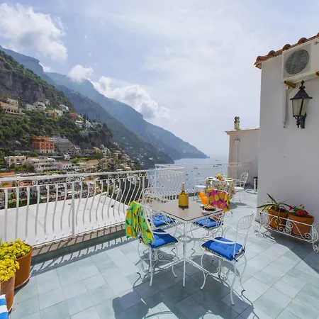Apartment In Positano With Stunning Terrace Views * Positano