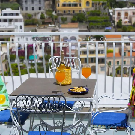 Apartment In Positano With Stunning Terrace Views * Positano