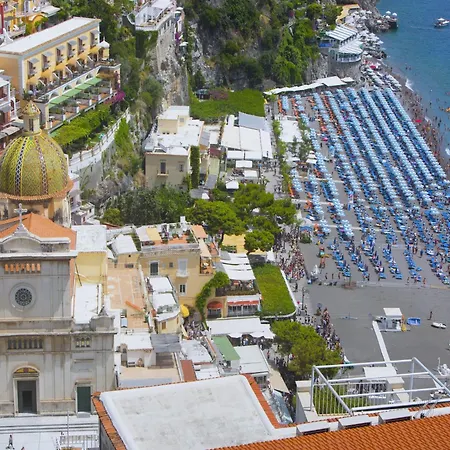Apartment In Positano With Stunning Terrace Views *